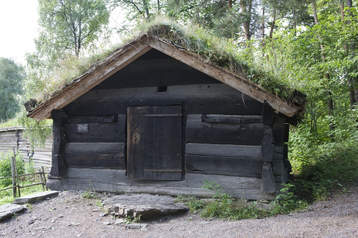 Badstue fra Åmlid, Valle. Setesdalstunet, Norsk Folkemusem, august 2010.