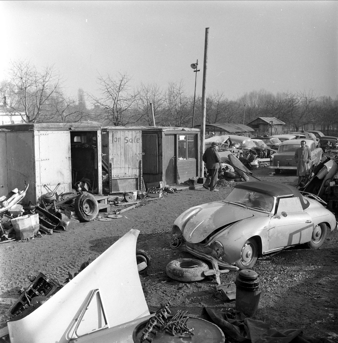 Tysk-amerkansk bilkirkegård, antatt sted Tyskland, mars, 1959.