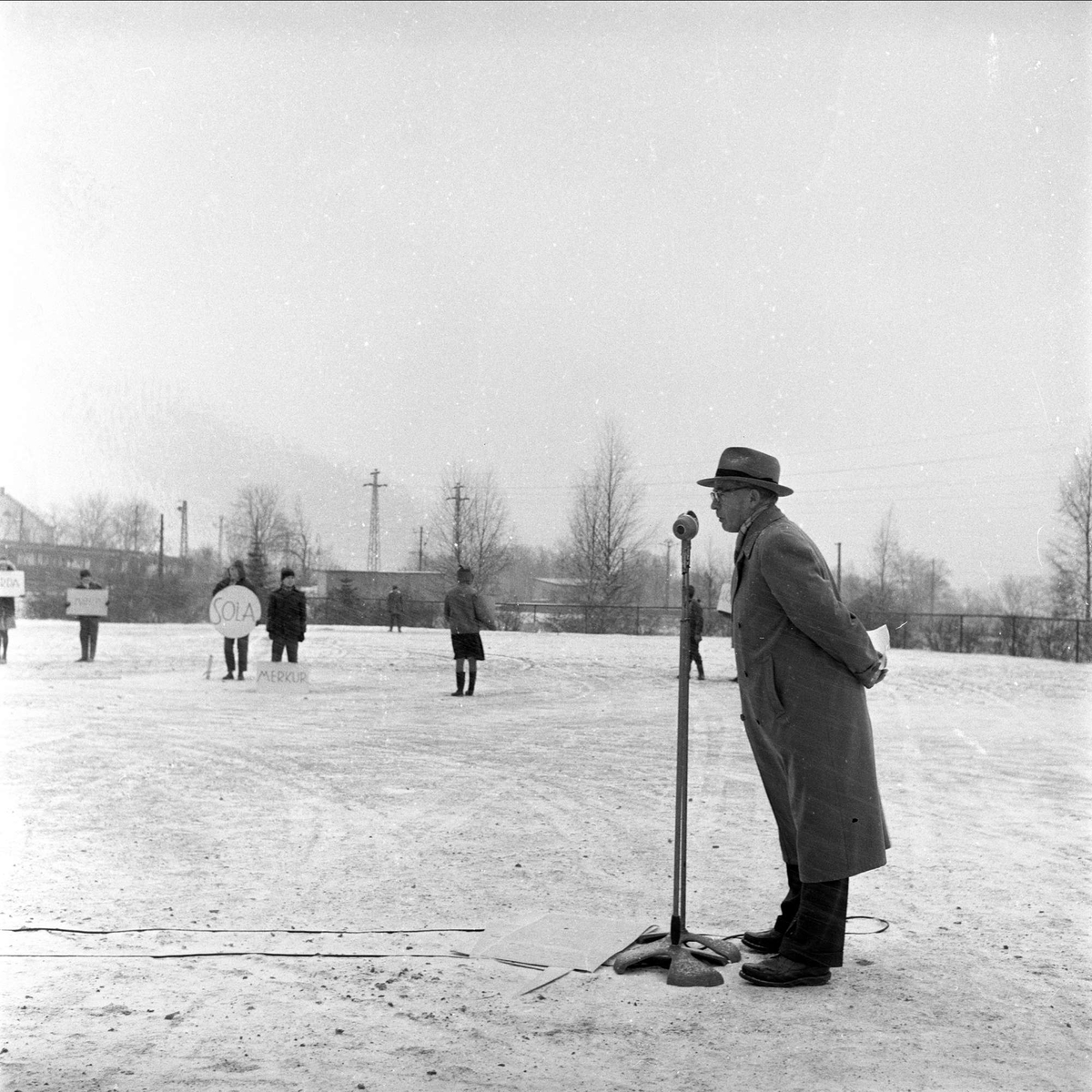 Astronomiundervisning på Tåsen skole. Oslo 20.11.1959.