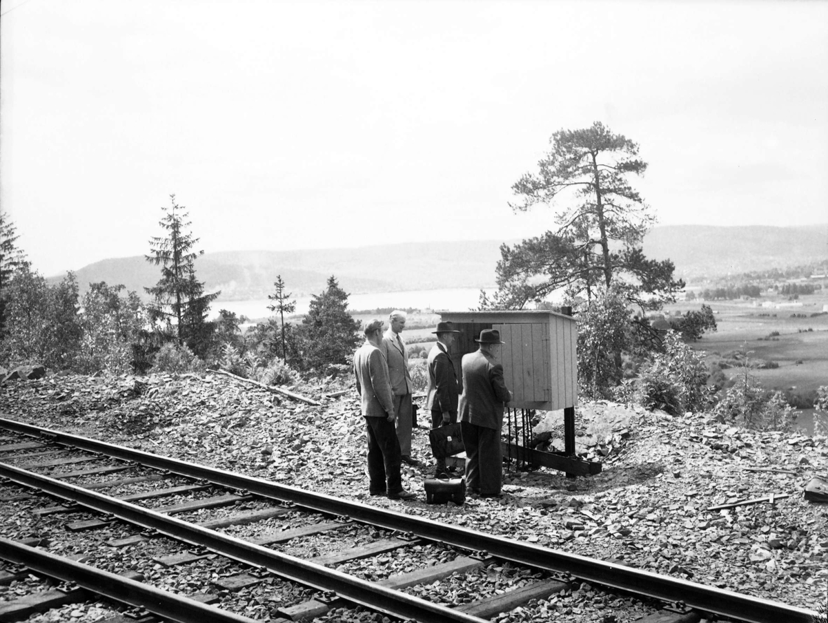 Det fjernstyrte anlegget på Lieråsen stasjon 09.06.1951