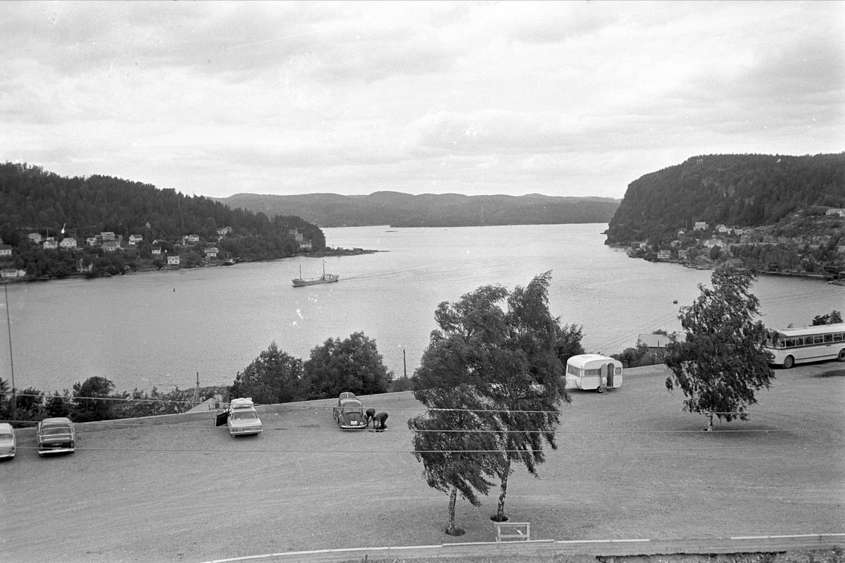 A/S Veikroer "Korvetten", Brevik, Porsgrunn, juli 1967. Utsikt over Frierfjorden.