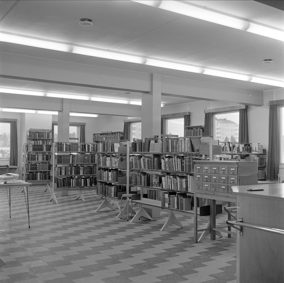 Bøler, Oslo, 06.01.1962. Deichmanske bibliotek, filial. Interiør.