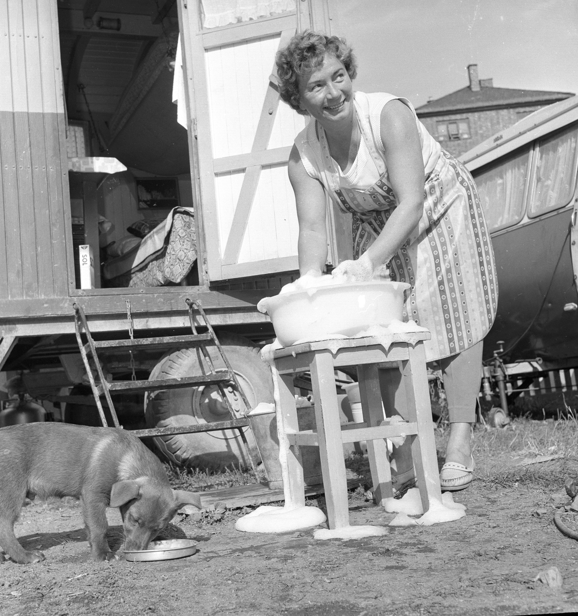 Oslo, 11.09.1959, Sirkus Arnardo, sirkuslivet, sirkusfolk  utenfor forestillingene.