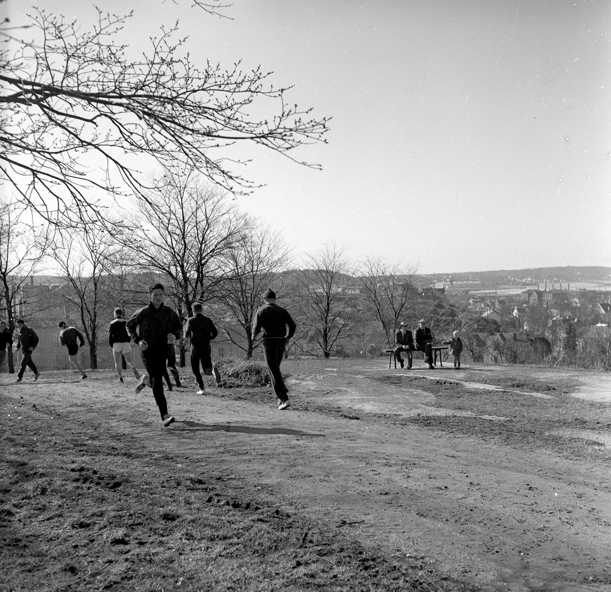 Fredrikstad, 31.03.1957, friidrettstrening i Brattelibakken.