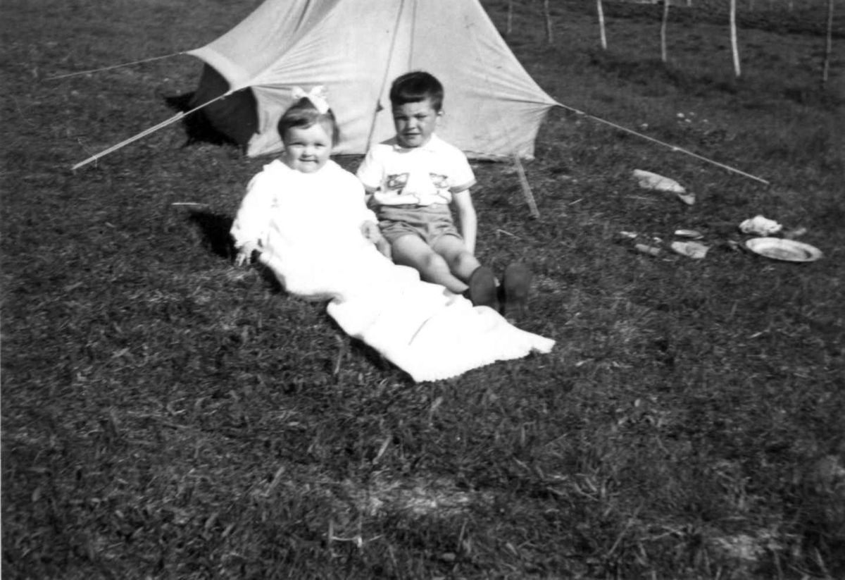 Alf Peder og søsteren Nora Hansen Blomsterli fra Manndalen i Kåfjord.