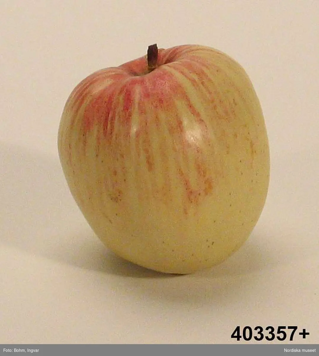 Äpple