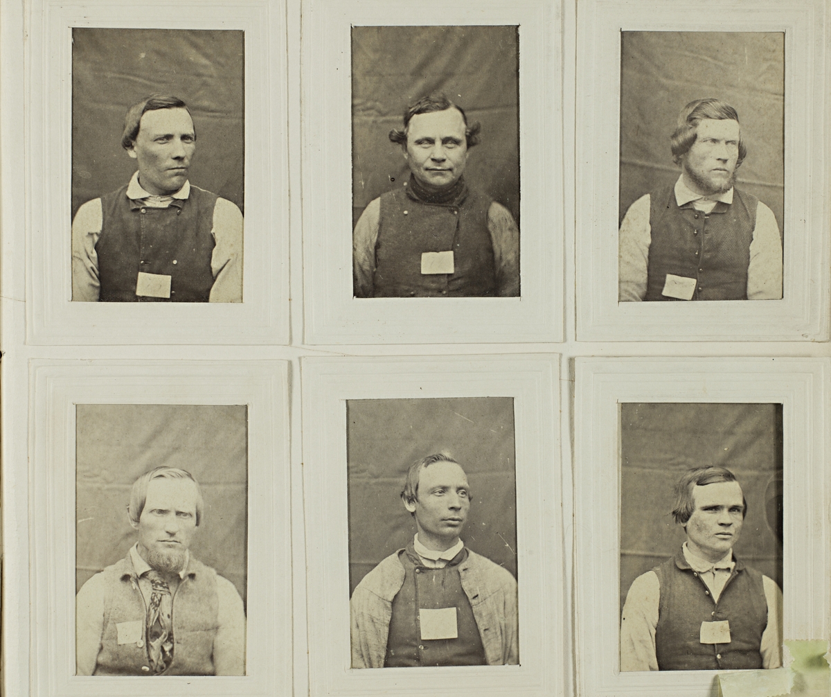 "Photografiskt Album för år 1861 öfver fångar förvarade å Warbergs fästning".  Samt i samma album : "Photografiskt Album för år 1861 öfver fångar förvarade å Landskrona fästning".