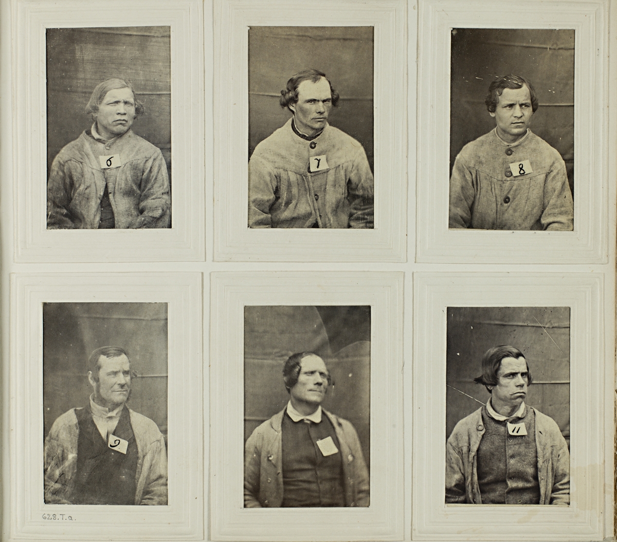 "Photografiskt Album för år 1861 öfver fångar förvarade å Warbergs fästning".  Samt i samma album : "Photografiskt Album för år 1861 öfver fångar förvarade å Landskrona fästning".