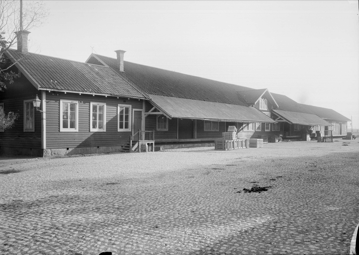 Järnvägens godsmagasin mot norr, Uppsala 1901 - 1902