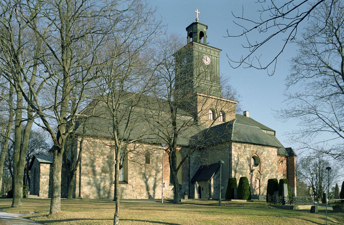 Plantyp-Korsplan, Kyrka