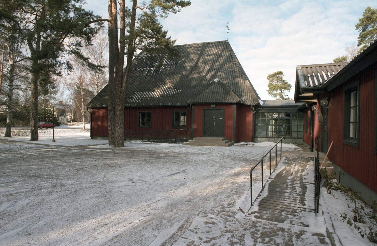 Kyrka