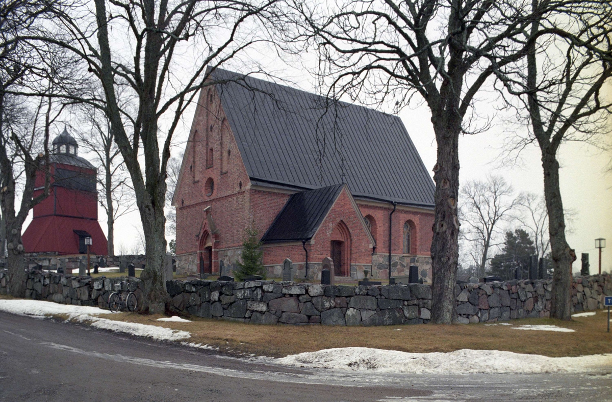 Kyrka, Salkyrka, Plantyp-Enskeppig