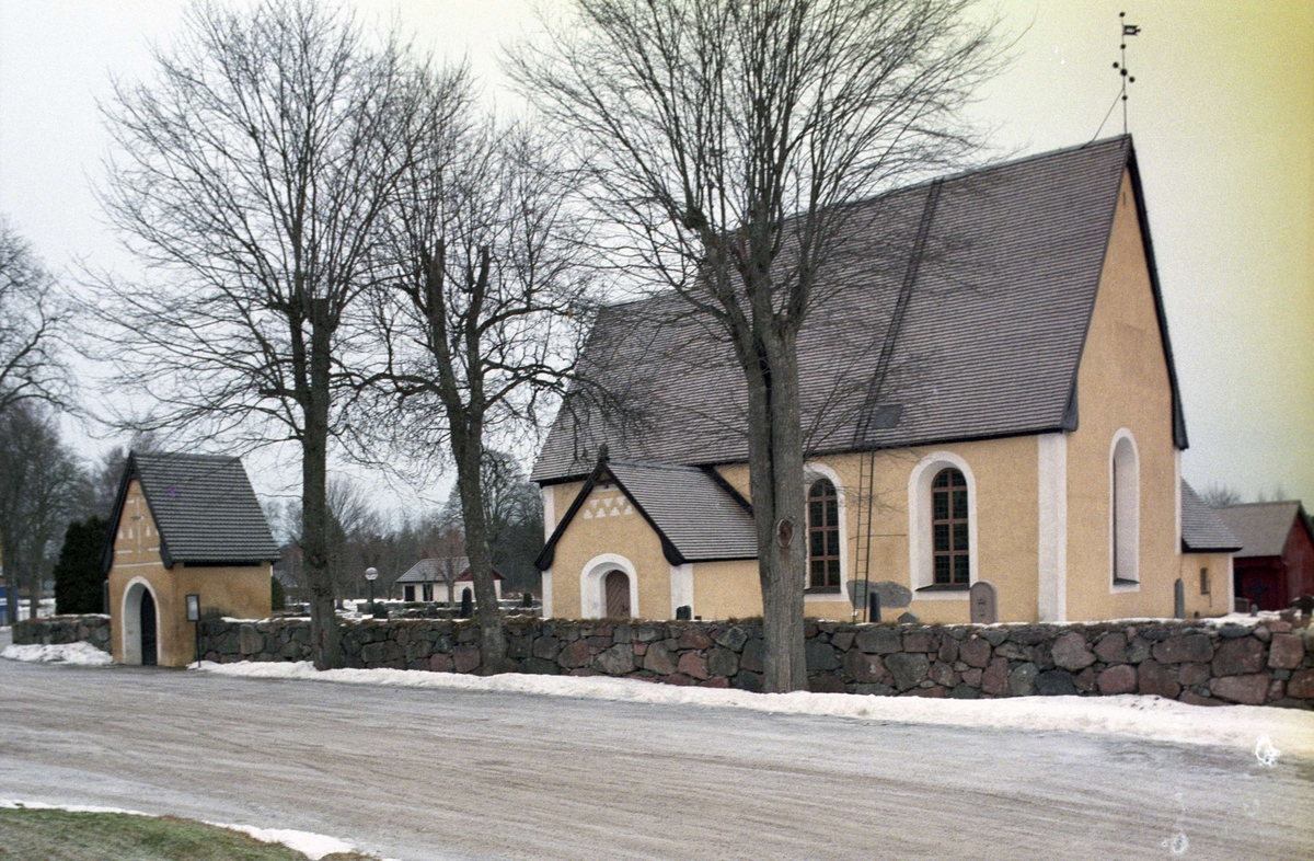 Salkyrka, Kyrka, Plantyp-Enskeppig