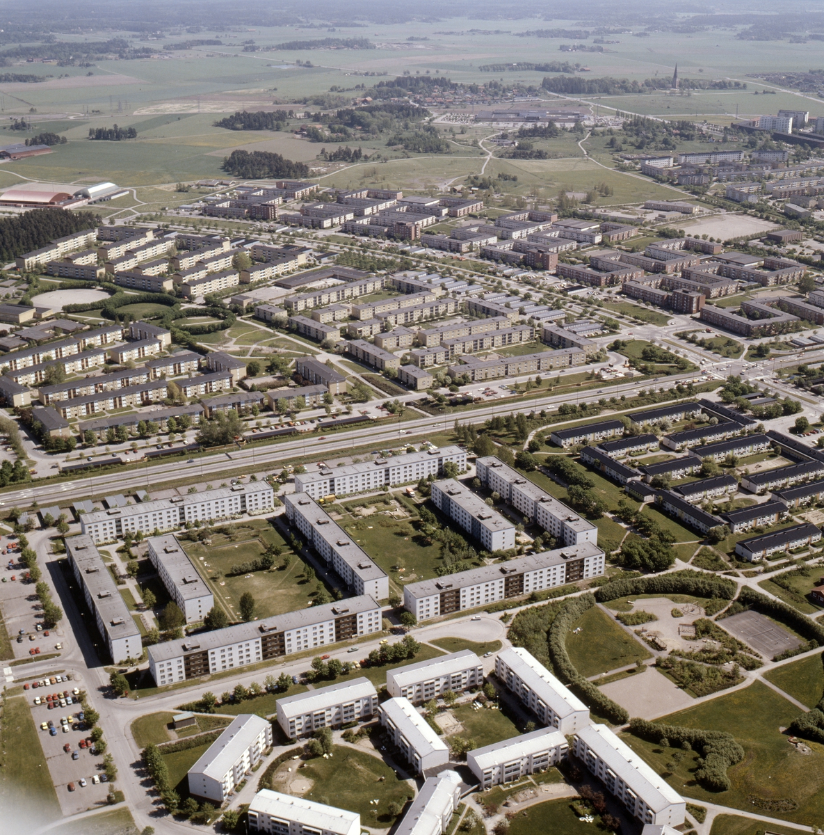 Vy över Kvarngärdet och Löten, Uppsala, juni 1989