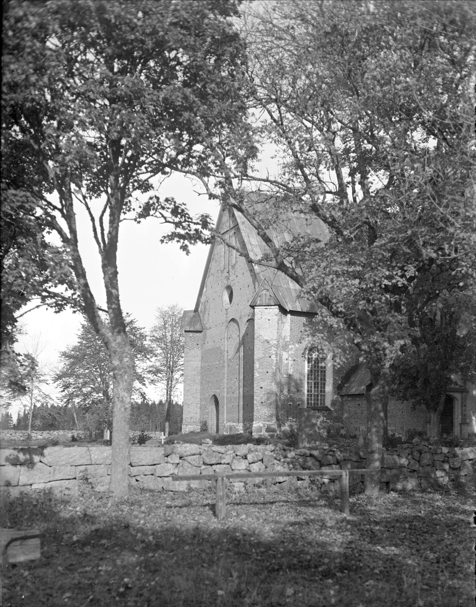 Tensta kyrka, Tensta socken, Uppland