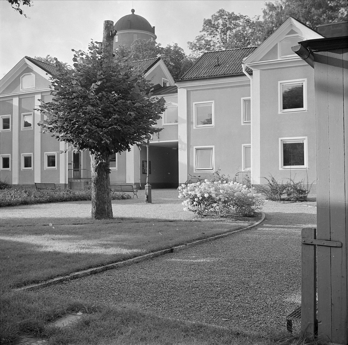 Landstingsbyggnad på Nedre Slottsgatan i kvarteret Trädgården, stadsdelen Fjärdingen, Uppsala 1959