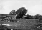 Gårdsmiljö, Nedergården, Kunsta, Lena socken, Uppland, sannolikt 1920-tal