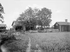 Ärentunaboden - nu på friluftsmuseet Disagården - på ursprunglig plats i Grimsta, Ärentuna socken, Uppland