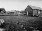 Kvekgården under restaurering, Fröslunda socken, Uppland 1933