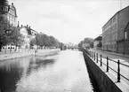 Fyrisån och bebyggelse längs Östra och Västra Ågatorna, Uppsala 1940