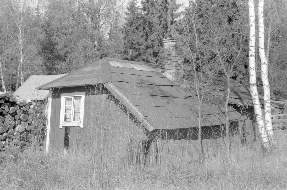 Tvättstuga och bod, Lyckebo (före detta Ekebygård), Fullerö 23:6, Ärentuna socken, Uppland 1977