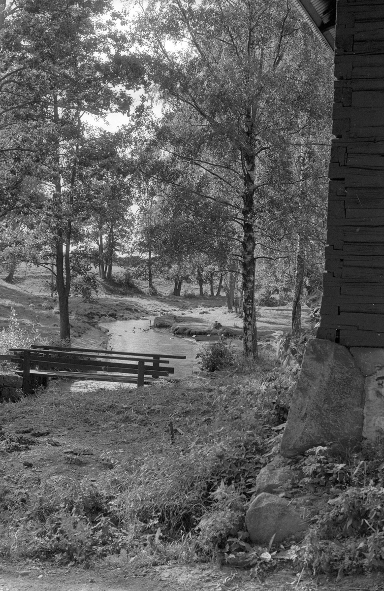 Vy över Åloppe, Bälinge socken, Uppland 1983