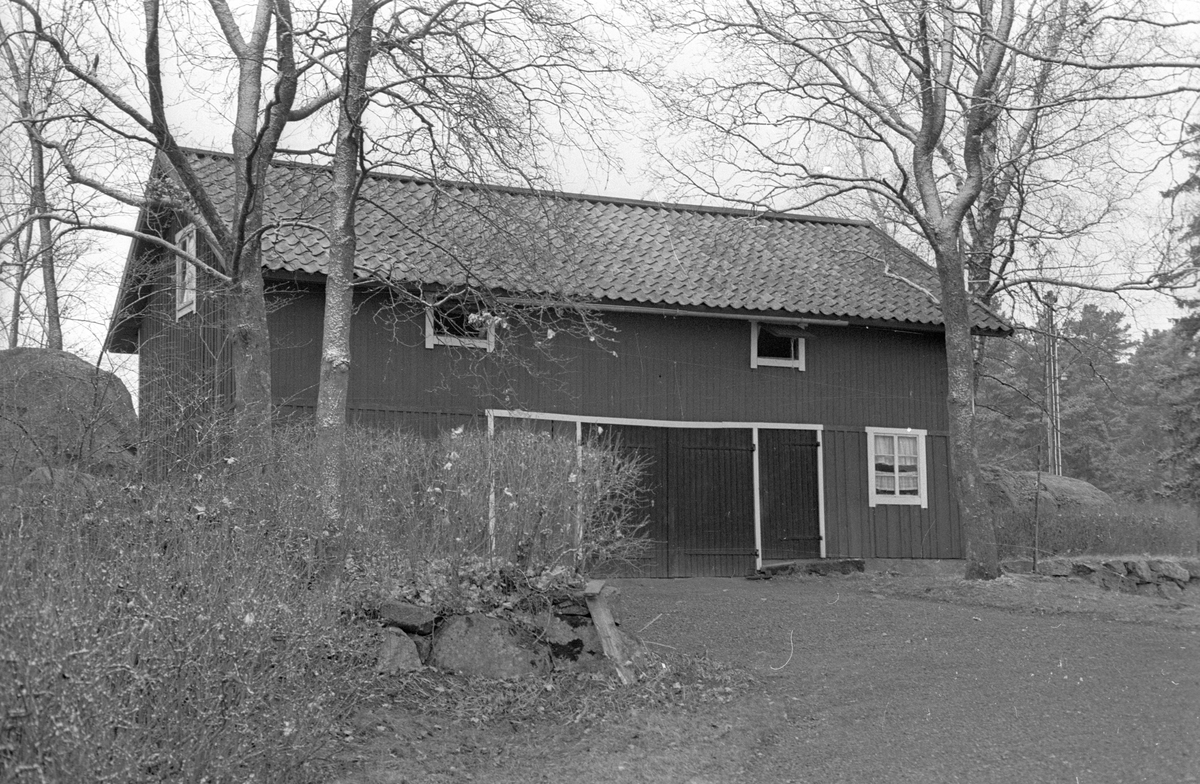 Lider och bod, Knivsbrunna, Danmarks socken, Uppland.
