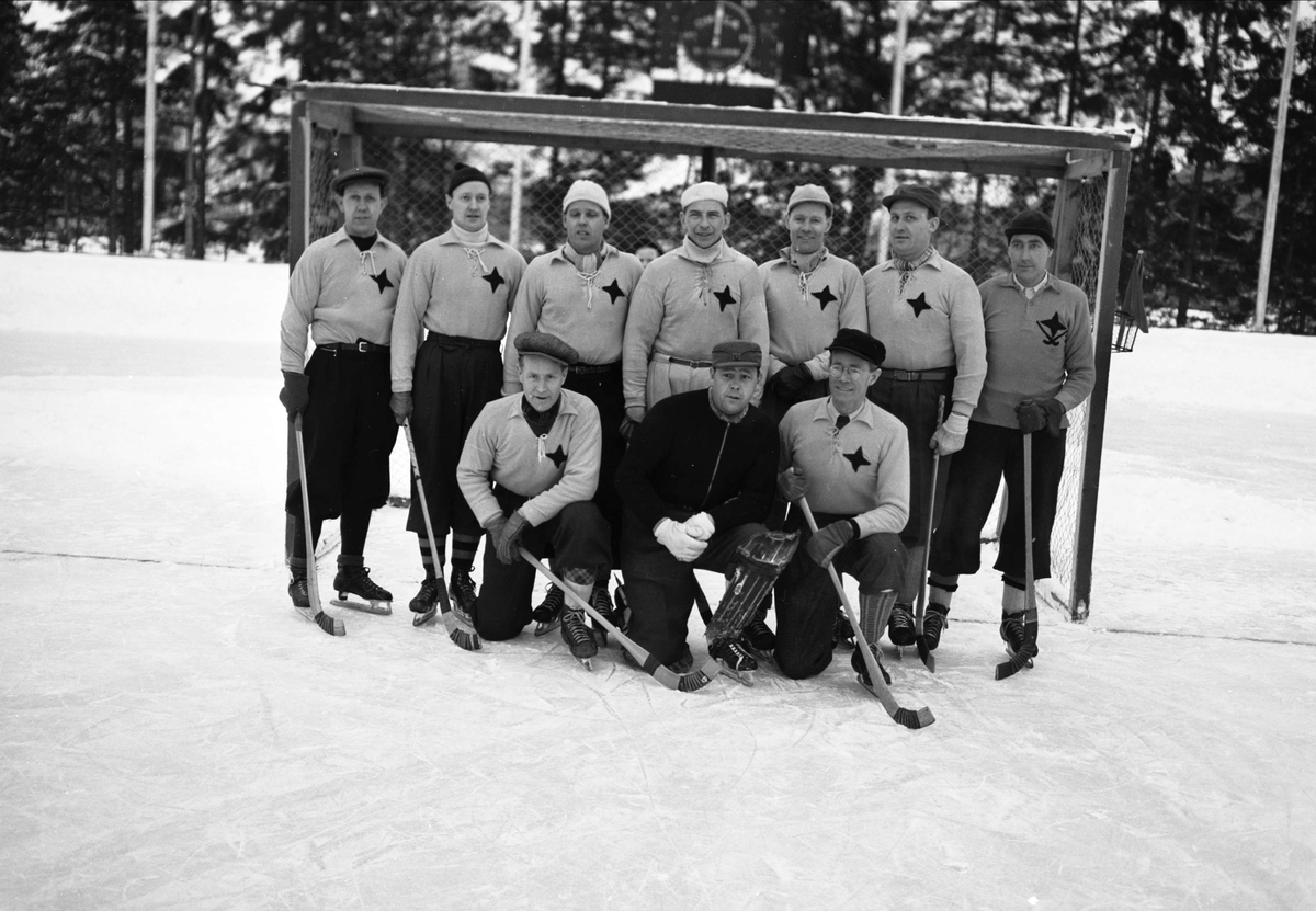 Bandy - IFK Uppsala - Sirius Oldboys, Studenternas Idrottsplats, Uppsala 1953