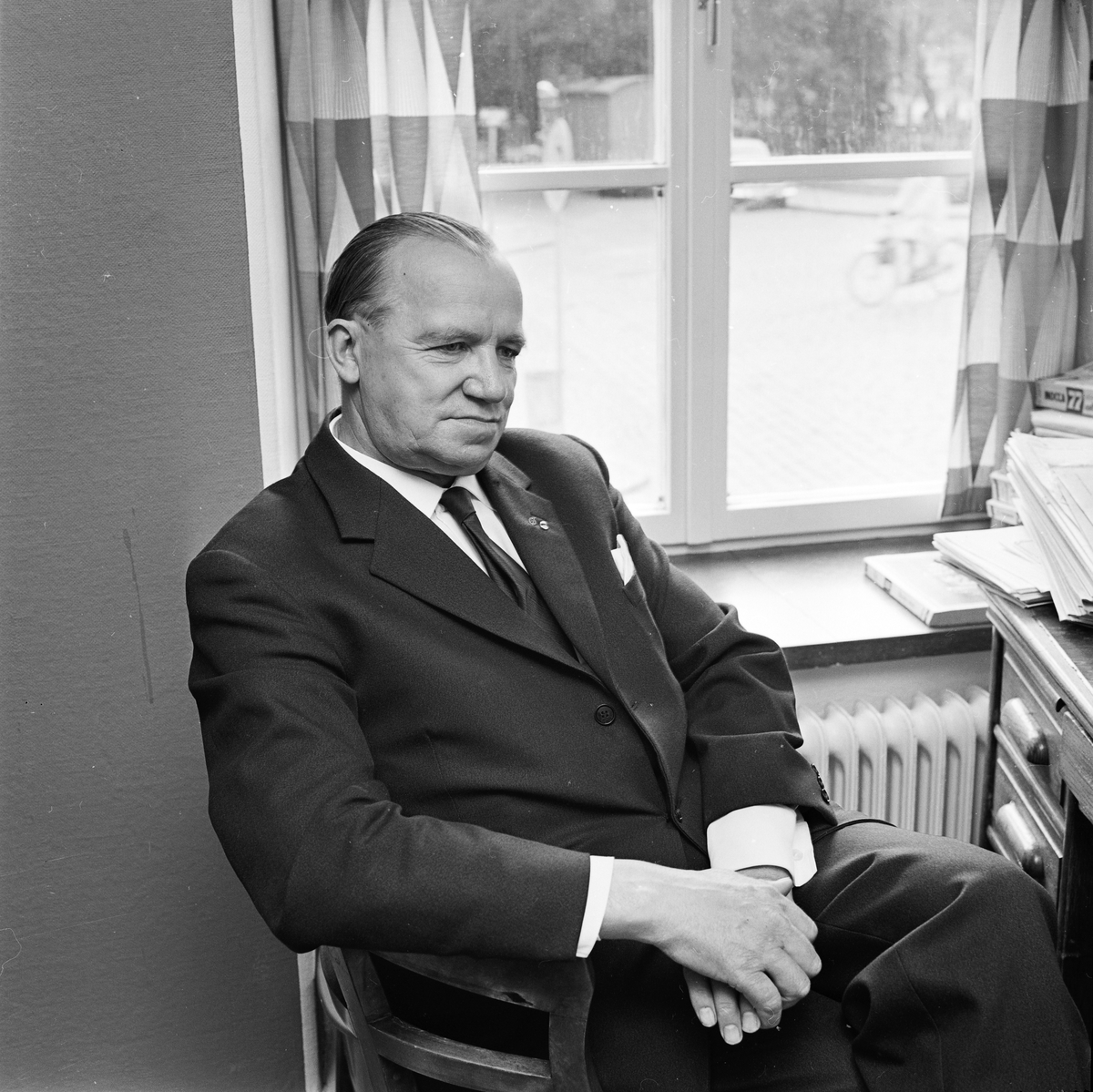 Riksdagsman John Lundberg, sannolikt i sitt hem, Fålhagen, Uppsala september 1962