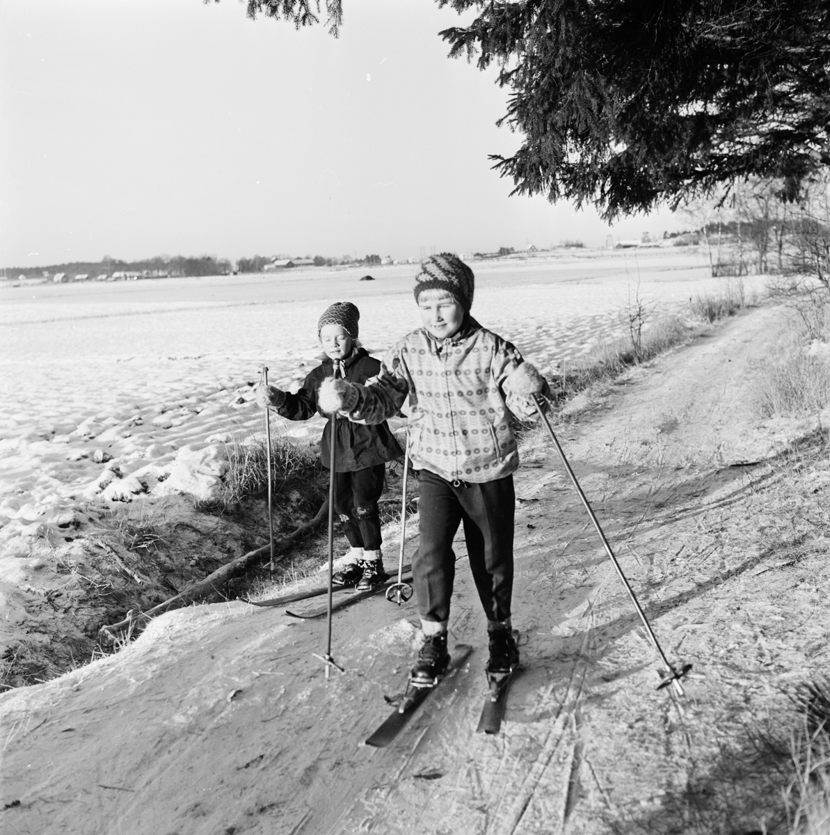 "Hjältar i backen", sannolikt Uppsala januari 1963