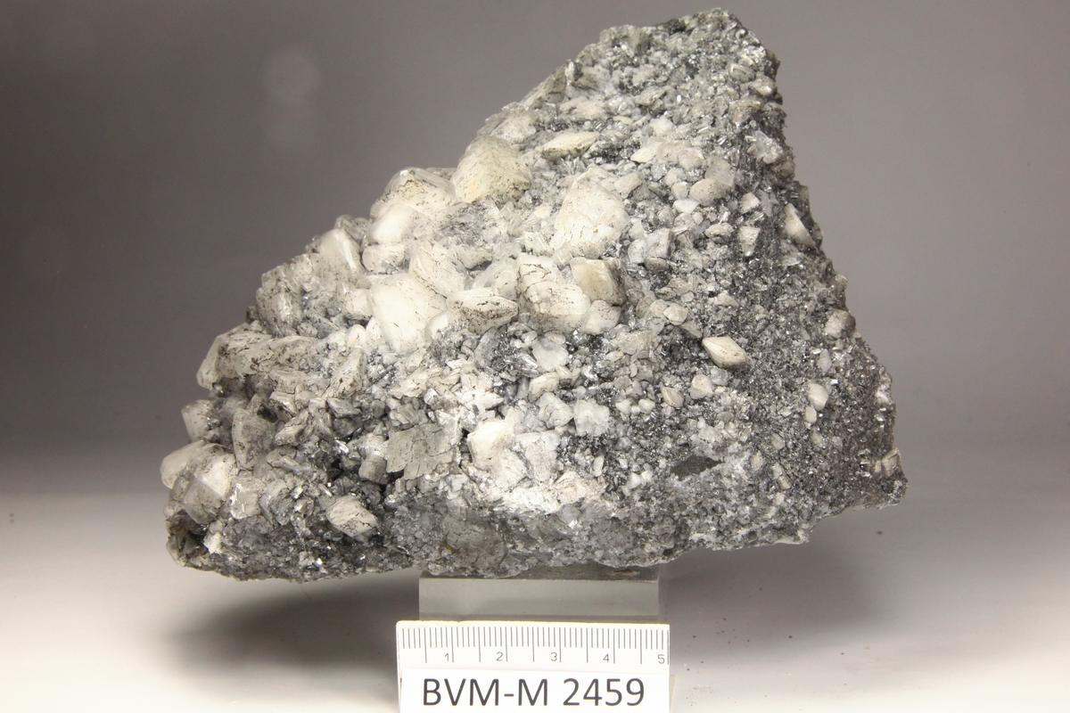 Mineral