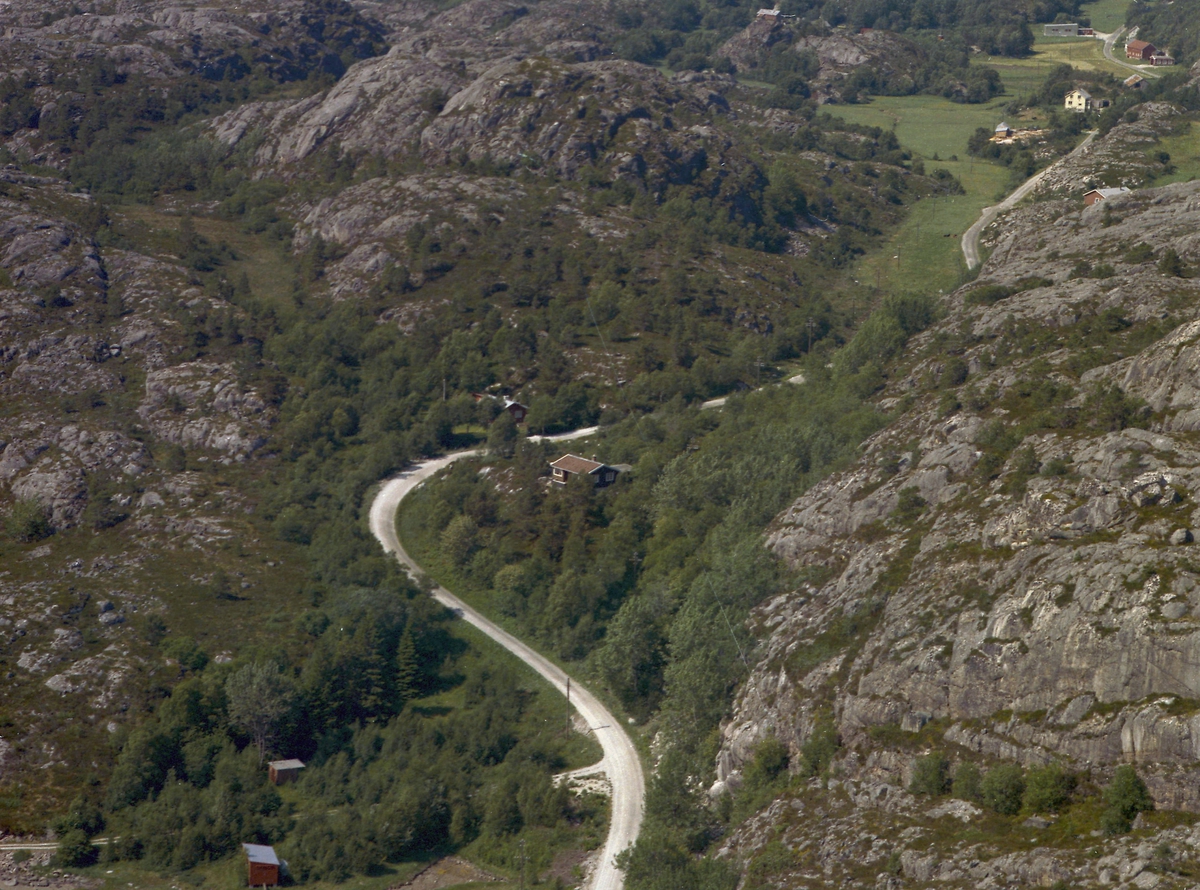 Forsnes, gårdsbruk og hytter