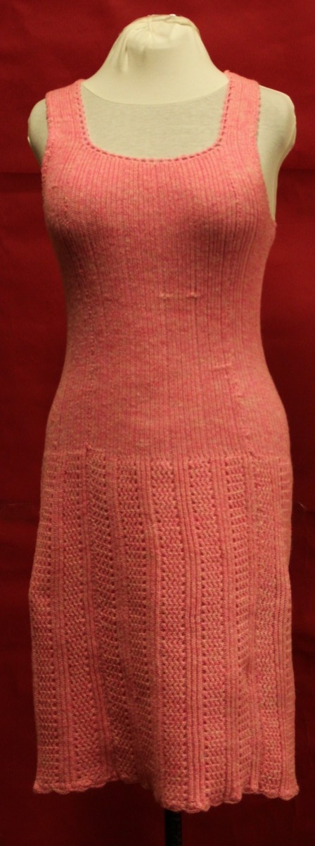 Ullunderkjole uten arm.