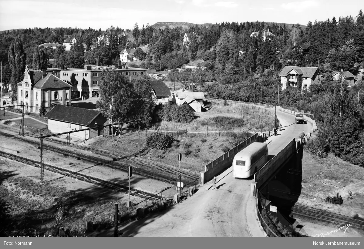 Stabekk stasjon med vegovergang