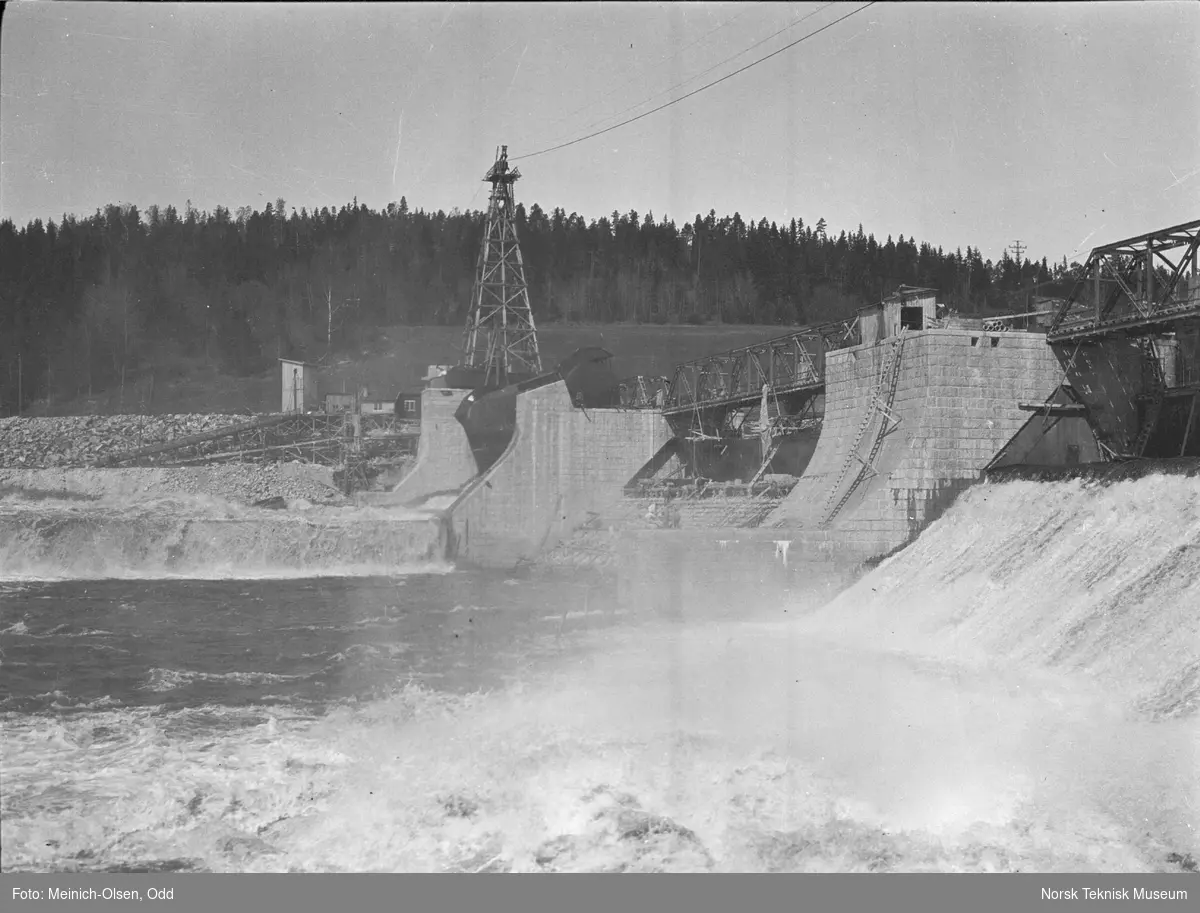 Fra utbyggingen av Rånåsfoss kraftanlegg, 1921