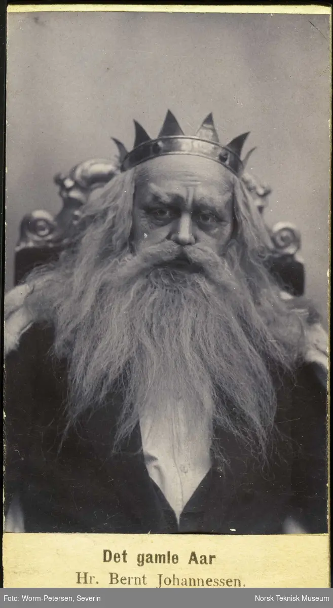 Portrett av skuespilleren Bernt Johannessen som "det gamle År"