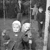Lekplats på Fjällvägen, Uddevalla, i september 1957
