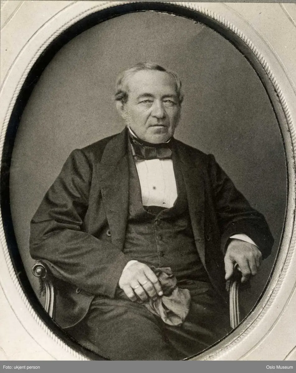 portrett, mann, arkitekt, stadskonduktør, sittende halvfigur