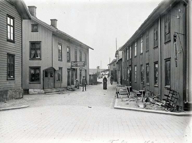 Enligt text som medföljde bilden: "Skofabrikör Z.H. Thelen."