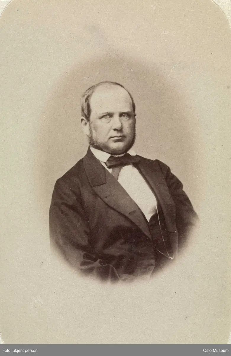 portrett, mann, professor, statsråd, vignettert brystbilde