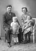 Enligt fotografens journal nr 7 1944-1950: 