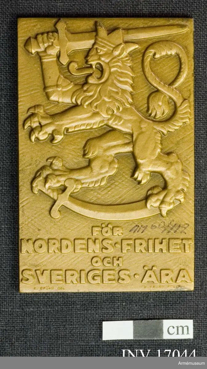 Grupp M II
För svenska frivilligkåren vid krigstjänst i Finland, av brons.