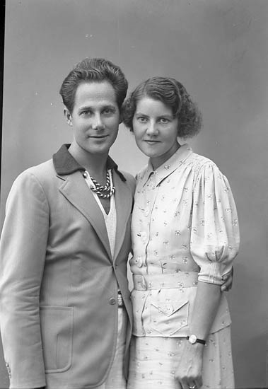 Enligt fotografens journal nr 6 1930-1943: "Sundberg, Herr adr. Verner Olsson Här".
Enligt fotografens notering: "Herr Allan Sundberg".