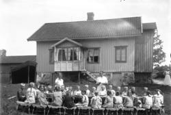 Enligt fotografens notering: "Norum, St. Askerön Barnkoloni 