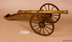 Modell av 24-lödig kanon