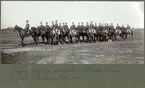 1:a troppen vid Livregementets husarer, K 3,  uppställda till häst på Sanna hed.