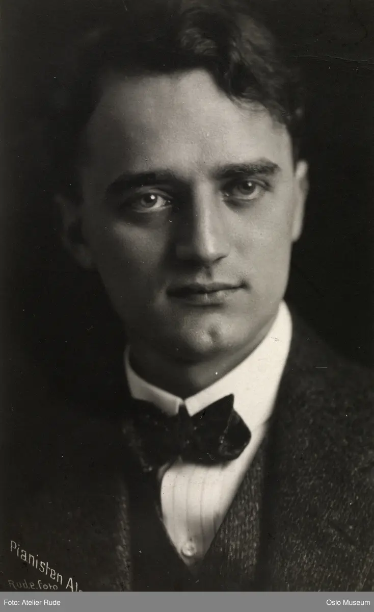 portrett, mann, komponist, pianist, organist, brystbilde