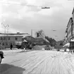 Snöröjning vid korsningen Östra Storgatan - Ulfsparregatan i Jönköping.