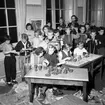 Modellering och ljusstöpning i en skola i Huskvarna 1955.