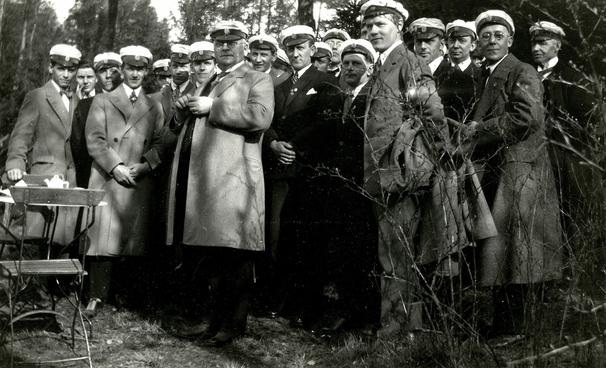 Troligen Metallarbetarnas sångkör på Galgberget 1 maj 1926. Foto Johan Ingman, 1926. (Gåva av KB Bjering, 1989).